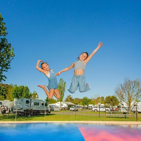 Nrma Ballarat Holiday Park ภายนอก รูปภาพ