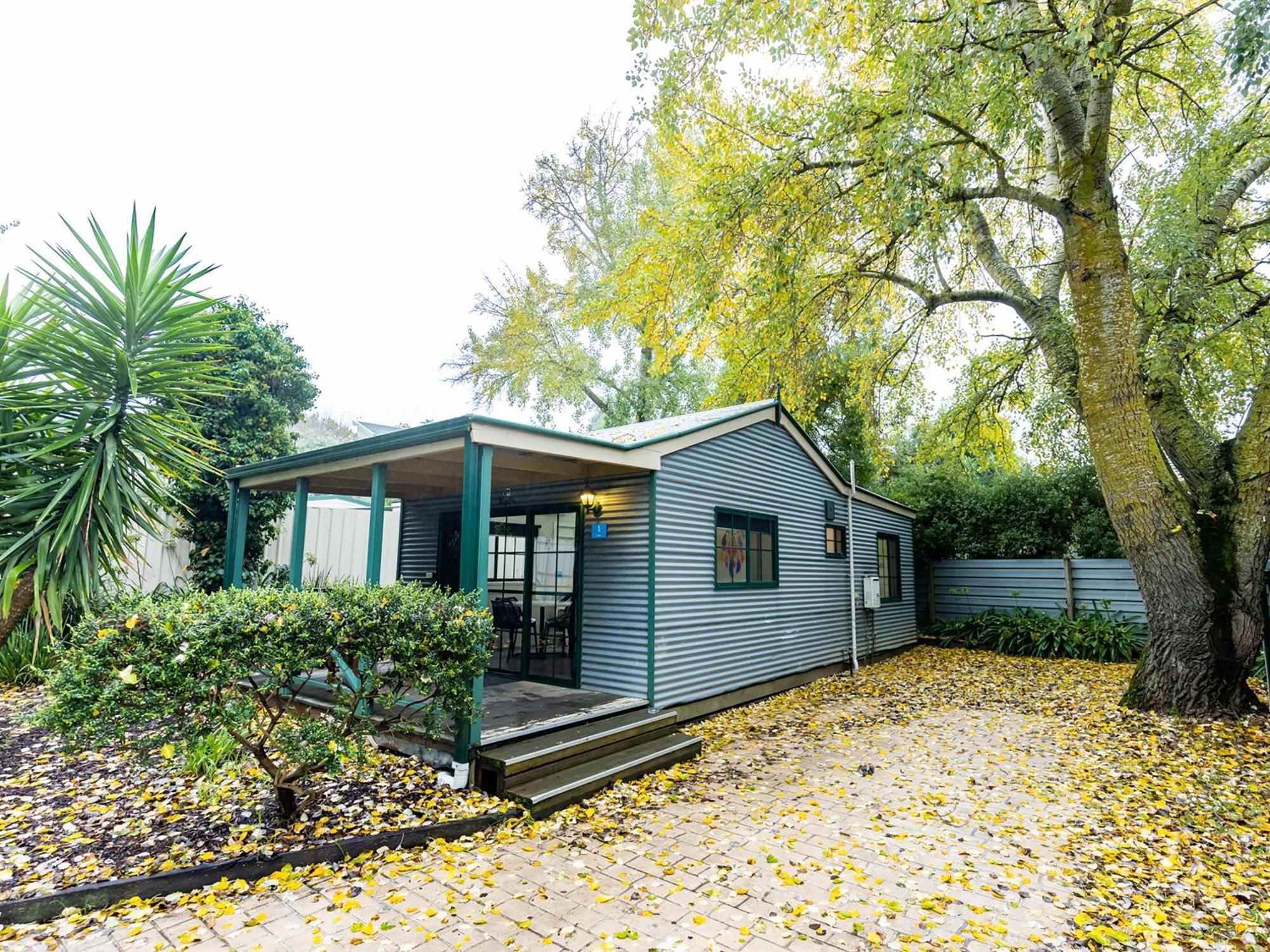 Nrma Ballarat Holiday Park ภายนอก รูปภาพ