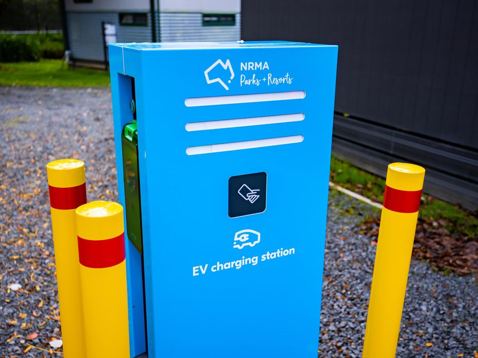 Nrma Ballarat Holiday Park ภายนอก รูปภาพ
