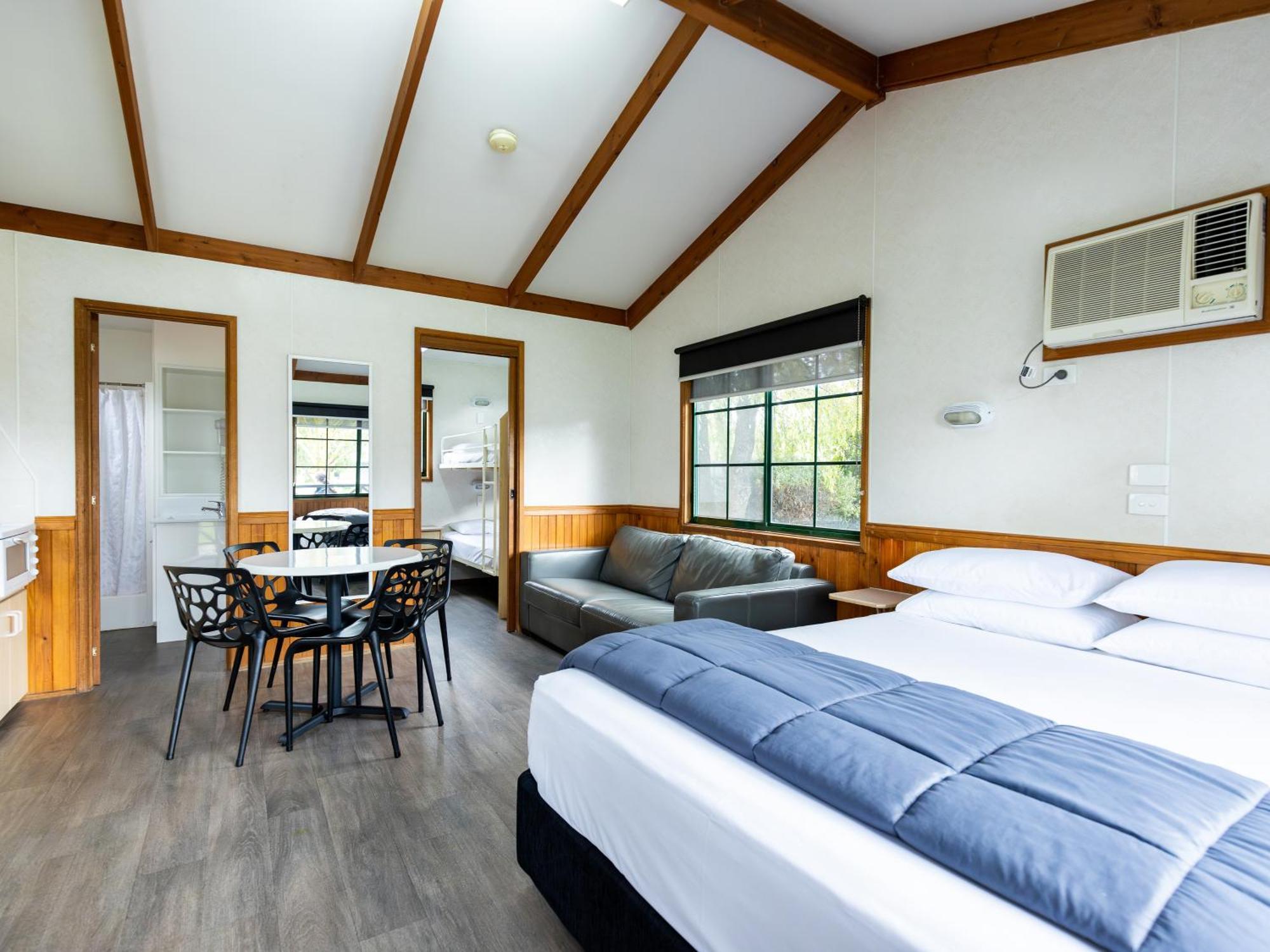 Nrma Ballarat Holiday Park ห้อง รูปภาพ