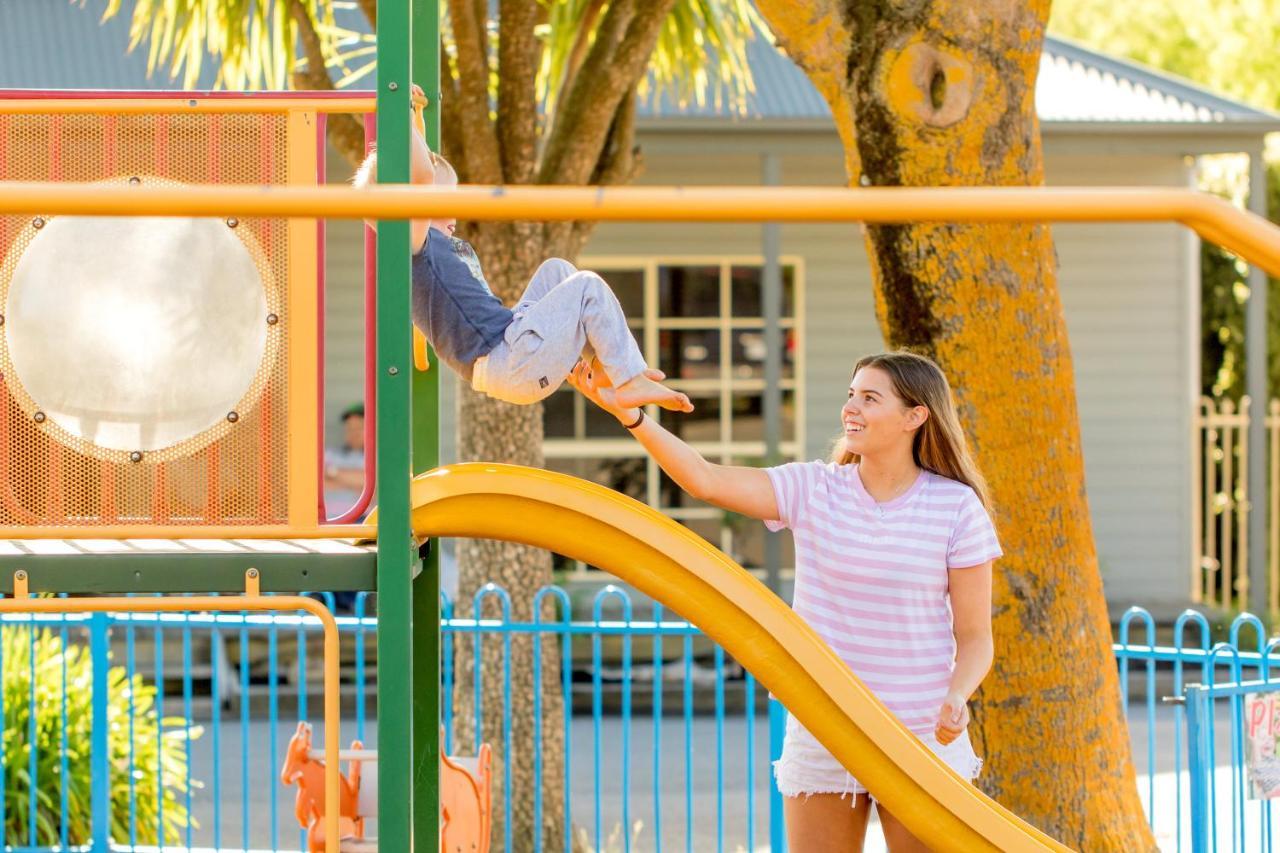 Nrma Ballarat Holiday Park ภายนอก รูปภาพ